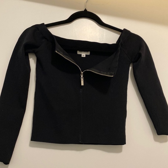 Superdown Black Zip Up top in XS - Picture 1 of 1